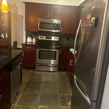 קליבלנד Bed And Breakfast In The Lake View Penthouse מראה חיצוני תמונה